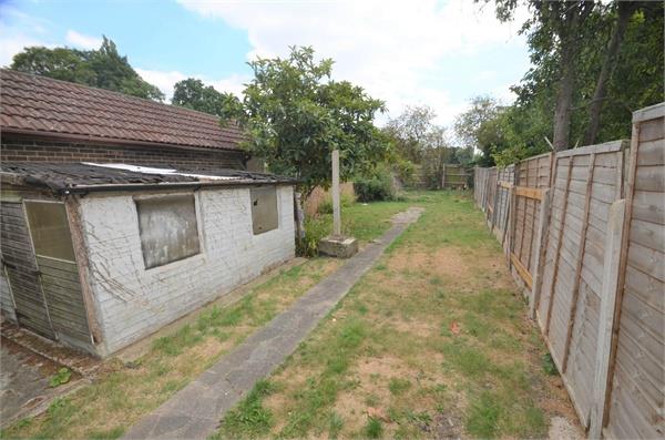 Oakhampton Road, Mill Hill